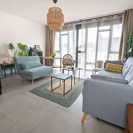 Modern House 70m With Terrace In Nantes! *